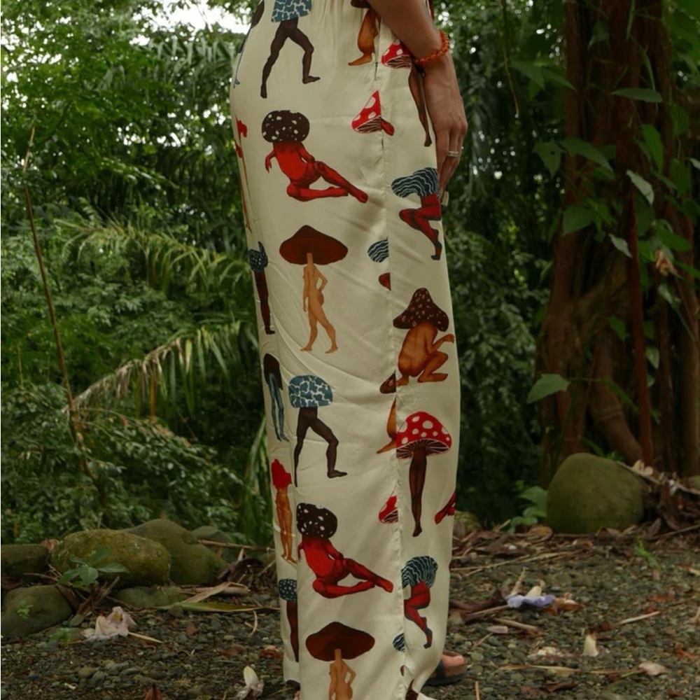 MERSHY Magic Mushroom Print Pajama Set NWT - Picture 7 of 16